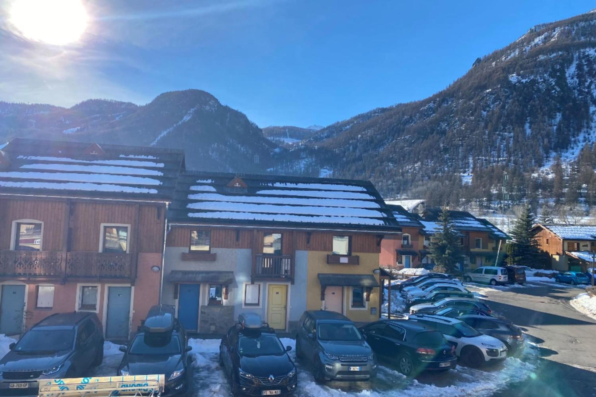 Family flat COSY 35m et terrace 10m for 6 pers Lejlighed La Salle-les-Alpes Eksteriør billede